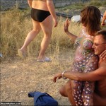 Porn Pictures - BeachHunters.com - Naturist Voyeur Beach