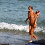 Porn Pictures - BeachHunters.com - Russian Beach Voyeur