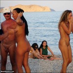 Porn Pictures - BeachHunters.com - Teen Beach Voyeur